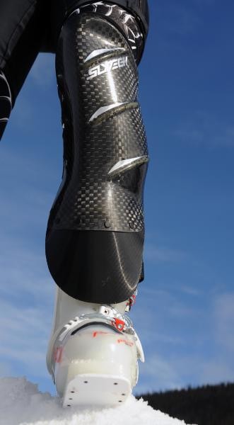 фото Защита голени slytech shinguards nervous carbon xtd2
